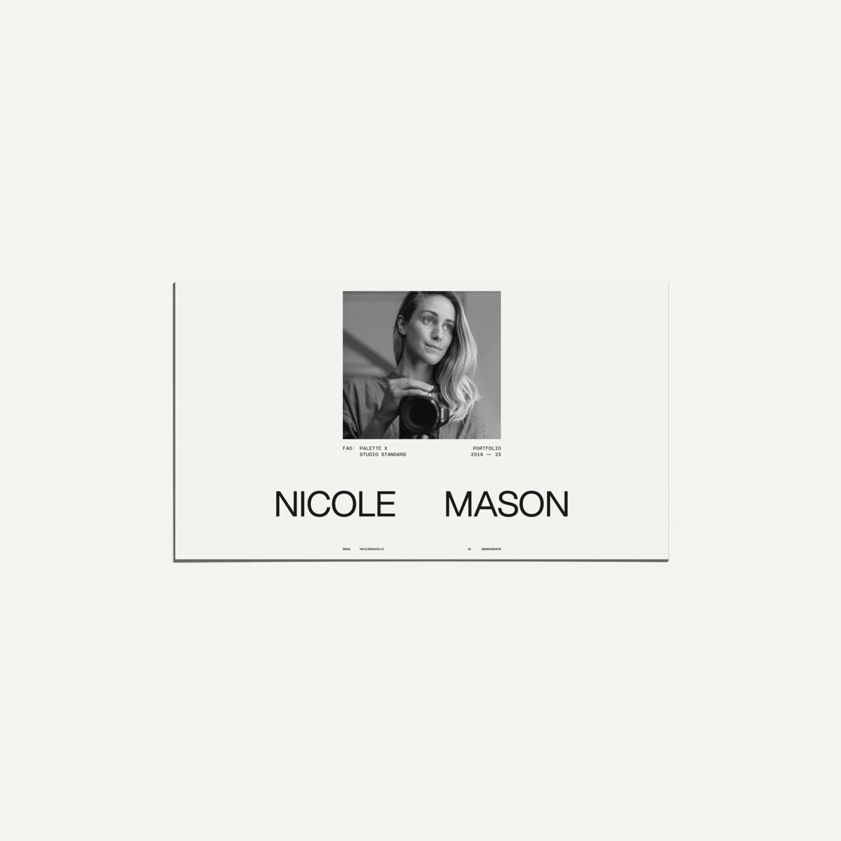 Photography portfolio template for Canva and InDesign